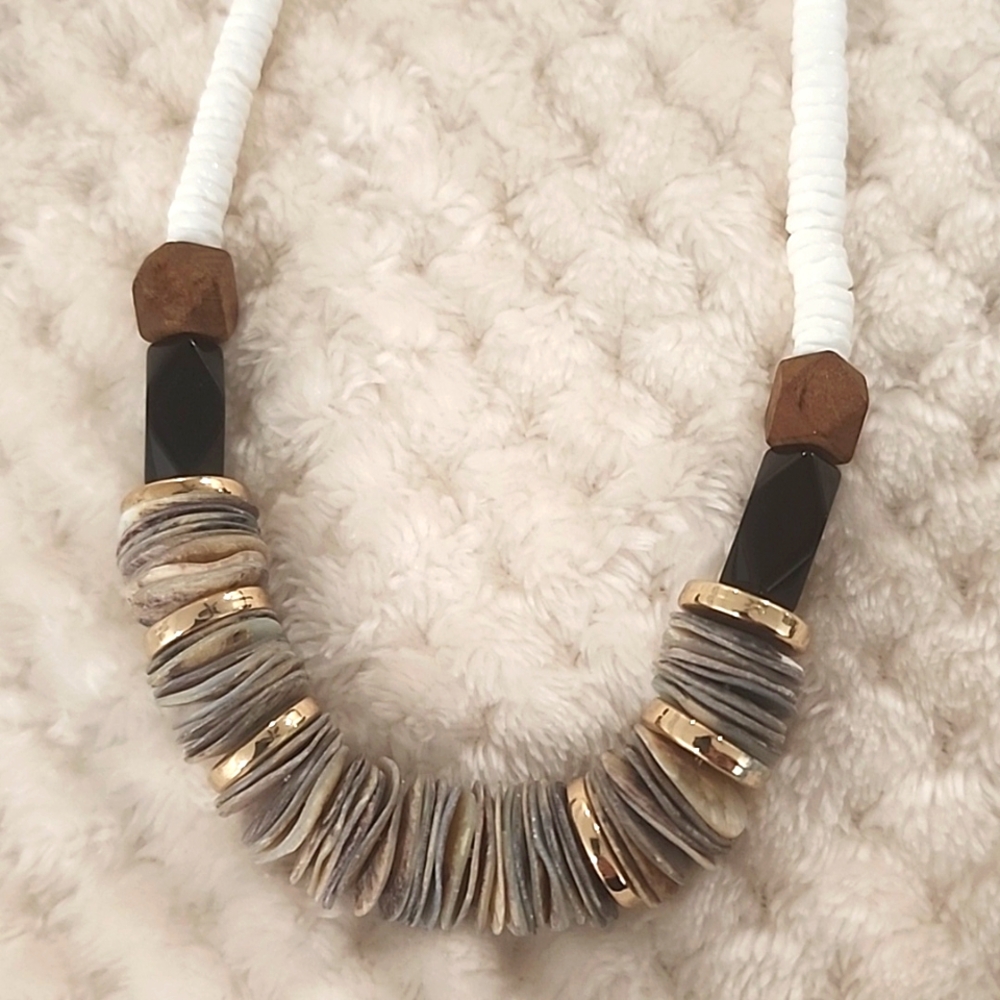 Avon White and Gray Artisanal Necklace